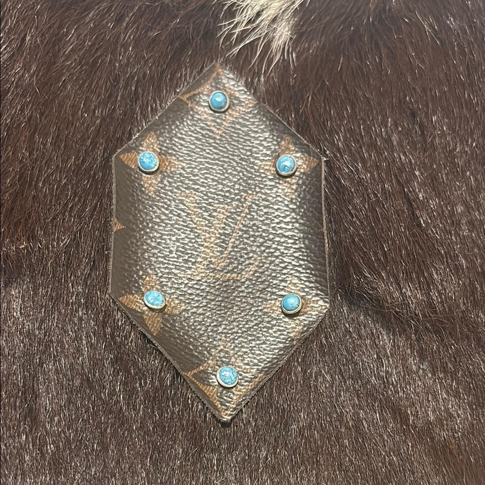 Dark brown and cream cowhide &leather bag upcycled patch & turquoise studs. - Picture 2 of 14